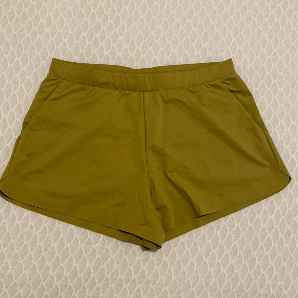 UNIQLO Gym Shorts